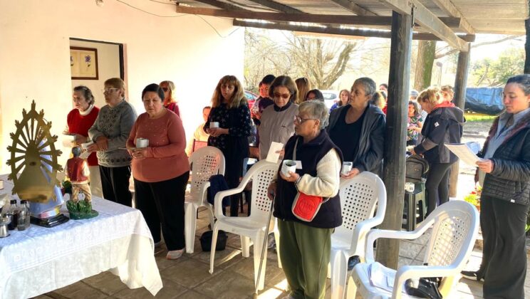Ayer, la novena en el barrio Negrito Manuel