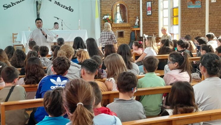 ENCUENTRO CON LAS FAMILIAS DE LA CATEQUESIS