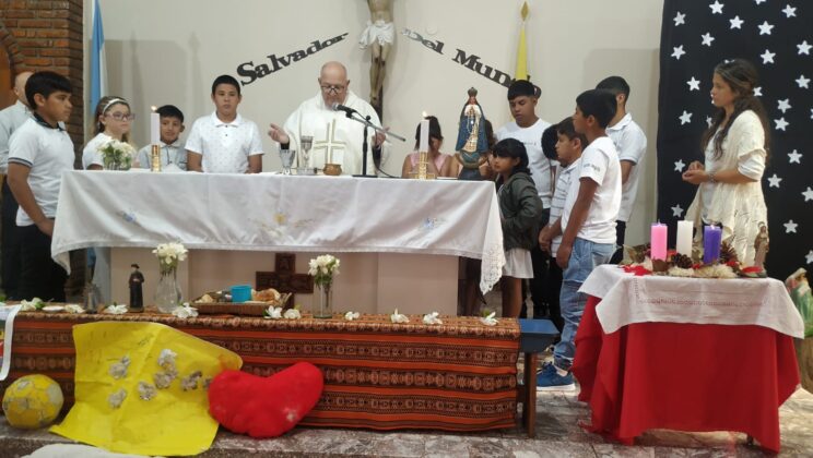 FIESTA DE LA INMACULADA. COMUNIONES Y BAUTISMOS