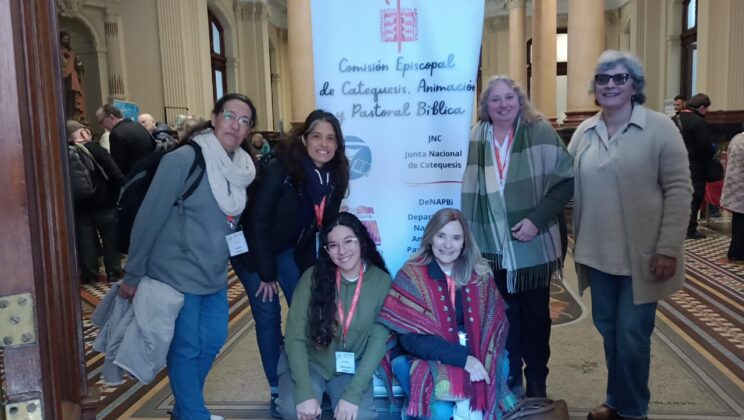 ENCUENTRO NACIONAL DE BIBLIA Y CATEQUESIS CON PRESENCIA DE INTEGRANTES DE NUESTRA COMUNIDAD