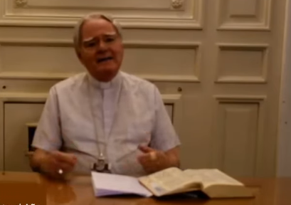 JESÚS NOS AMA CON EL CORAZÓN DEL CREADOR