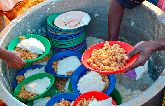 DAR DE COMER AL HAMBRIENTO